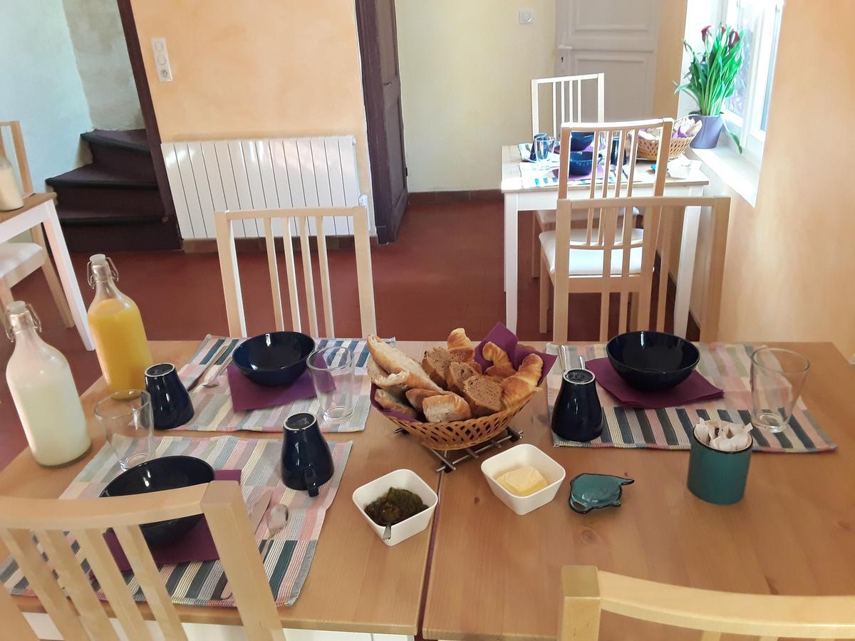 Chambres D'Hotes Les Coutas Mailly-la-Ville Buitenkant foto
