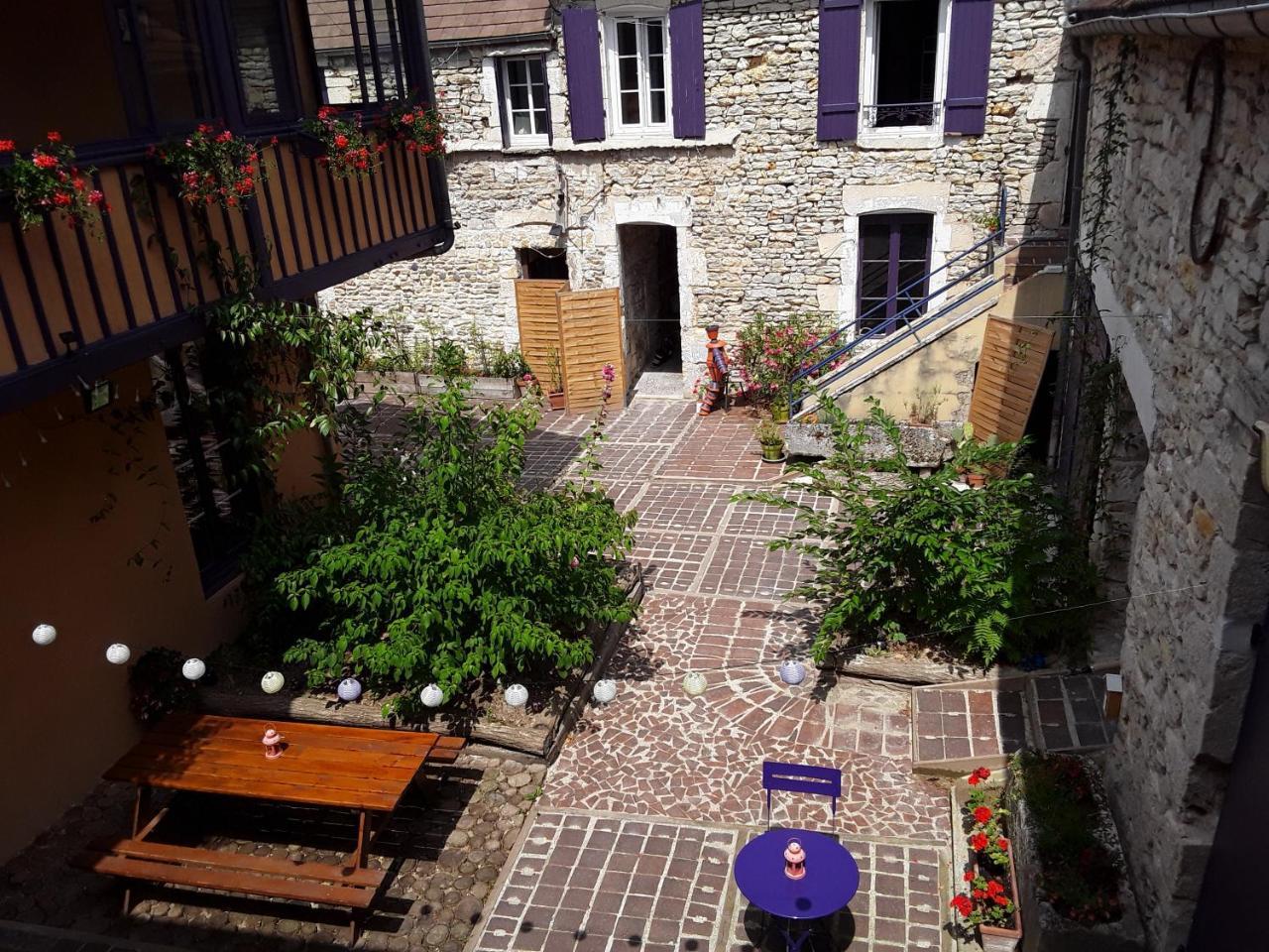 Chambres D'Hotes Les Coutas Mailly-la-Ville Buitenkant foto