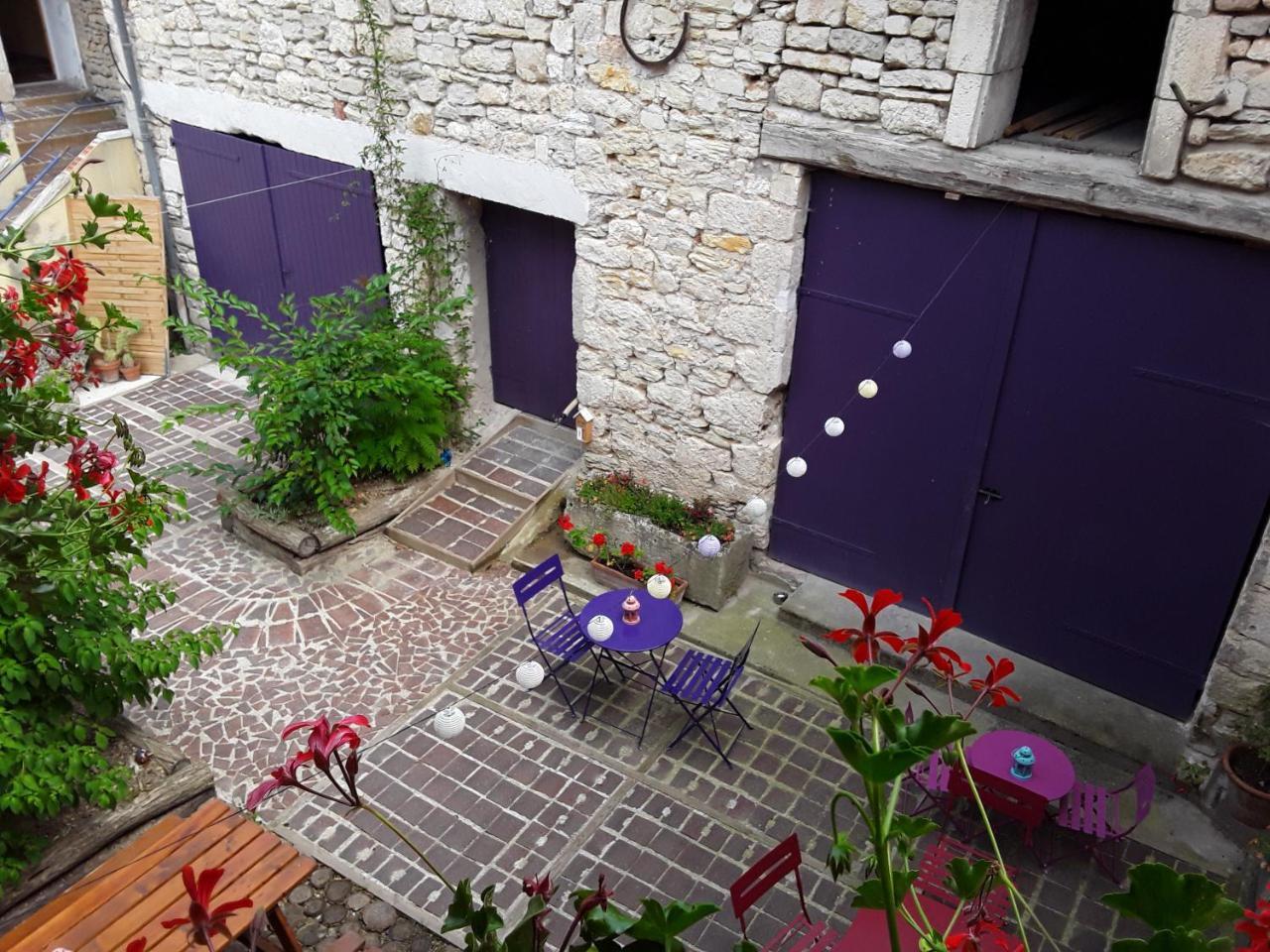 Chambres D'Hotes Les Coutas Mailly-la-Ville Buitenkant foto